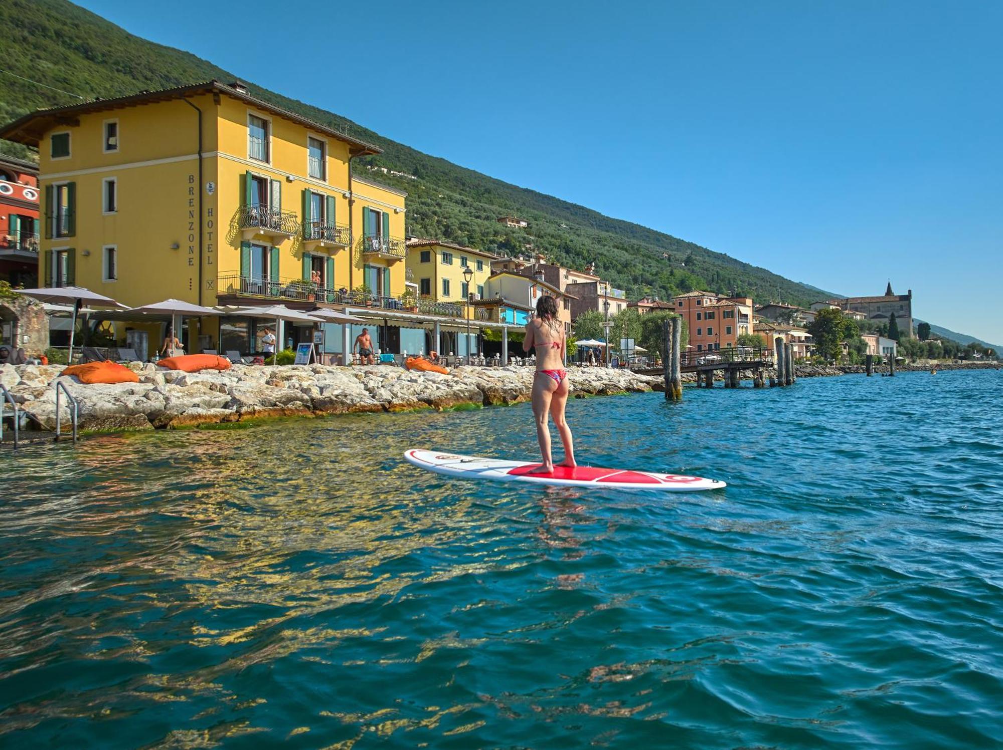 Lake Front Hotel Brenzone 外观 照片
