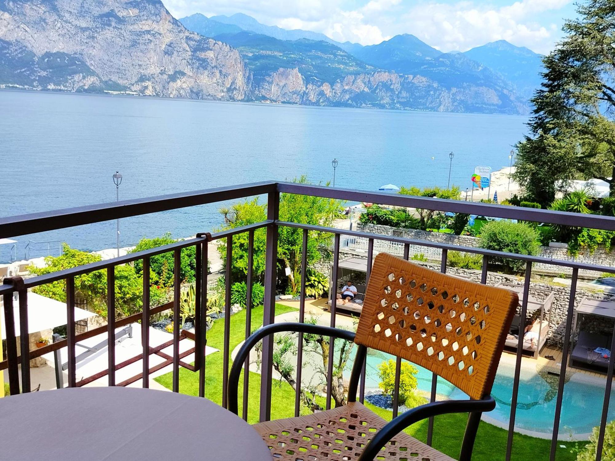 Lake Front Hotel Brenzone 外观 照片