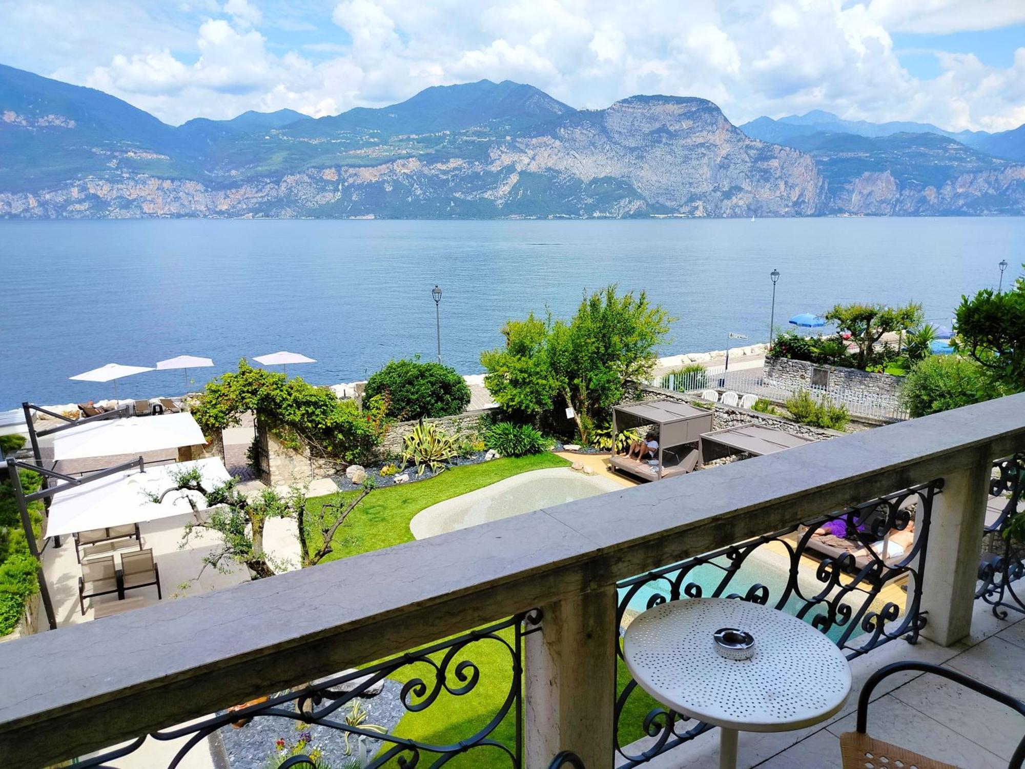 Lake Front Hotel Brenzone 外观 照片