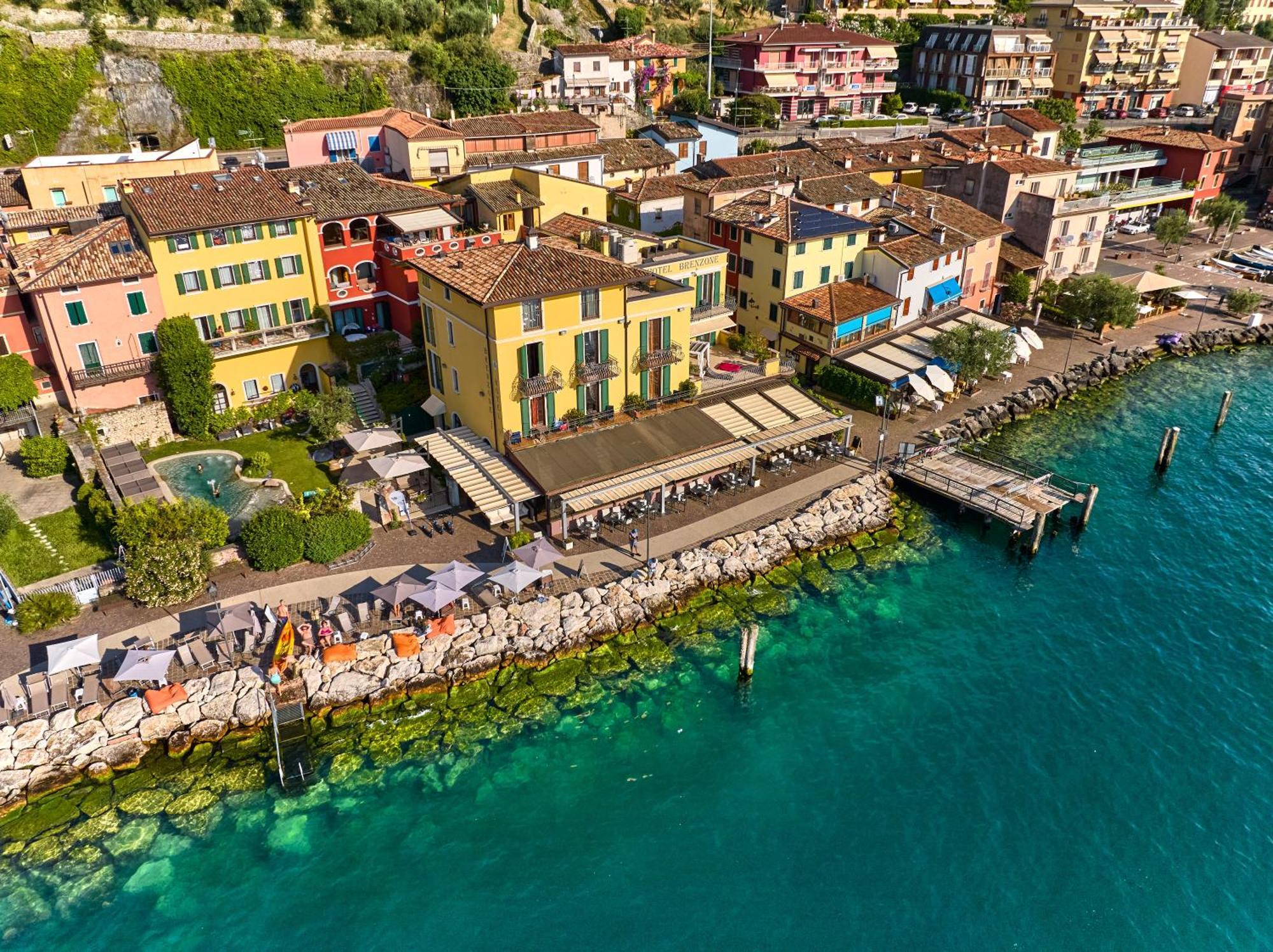 Lake Front Hotel Brenzone 外观 照片