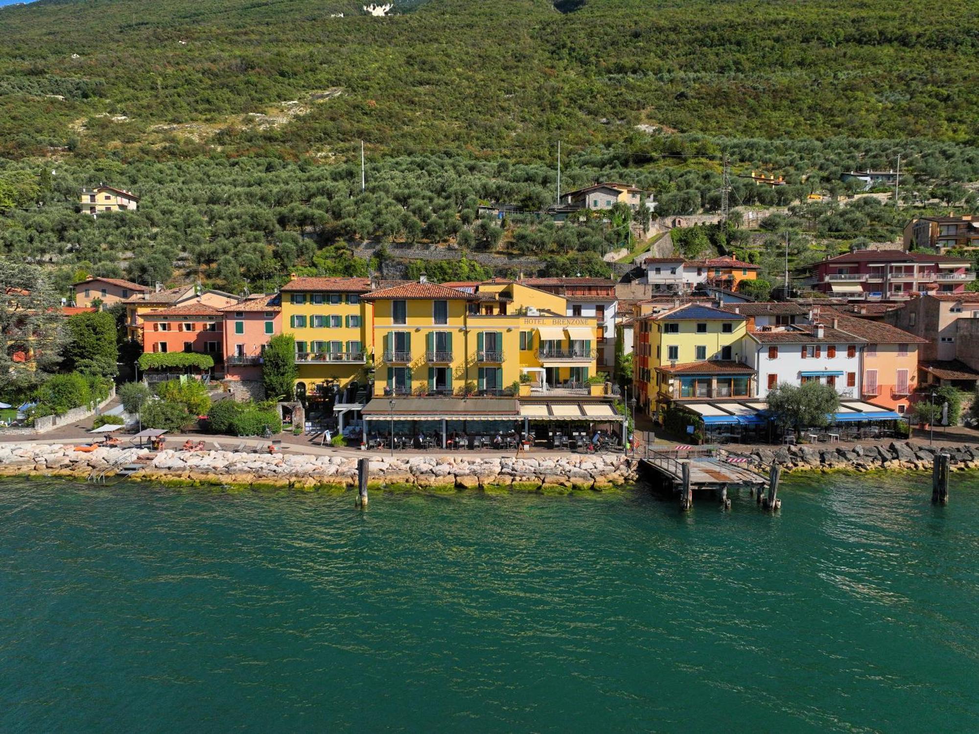 Lake Front Hotel Brenzone 外观 照片